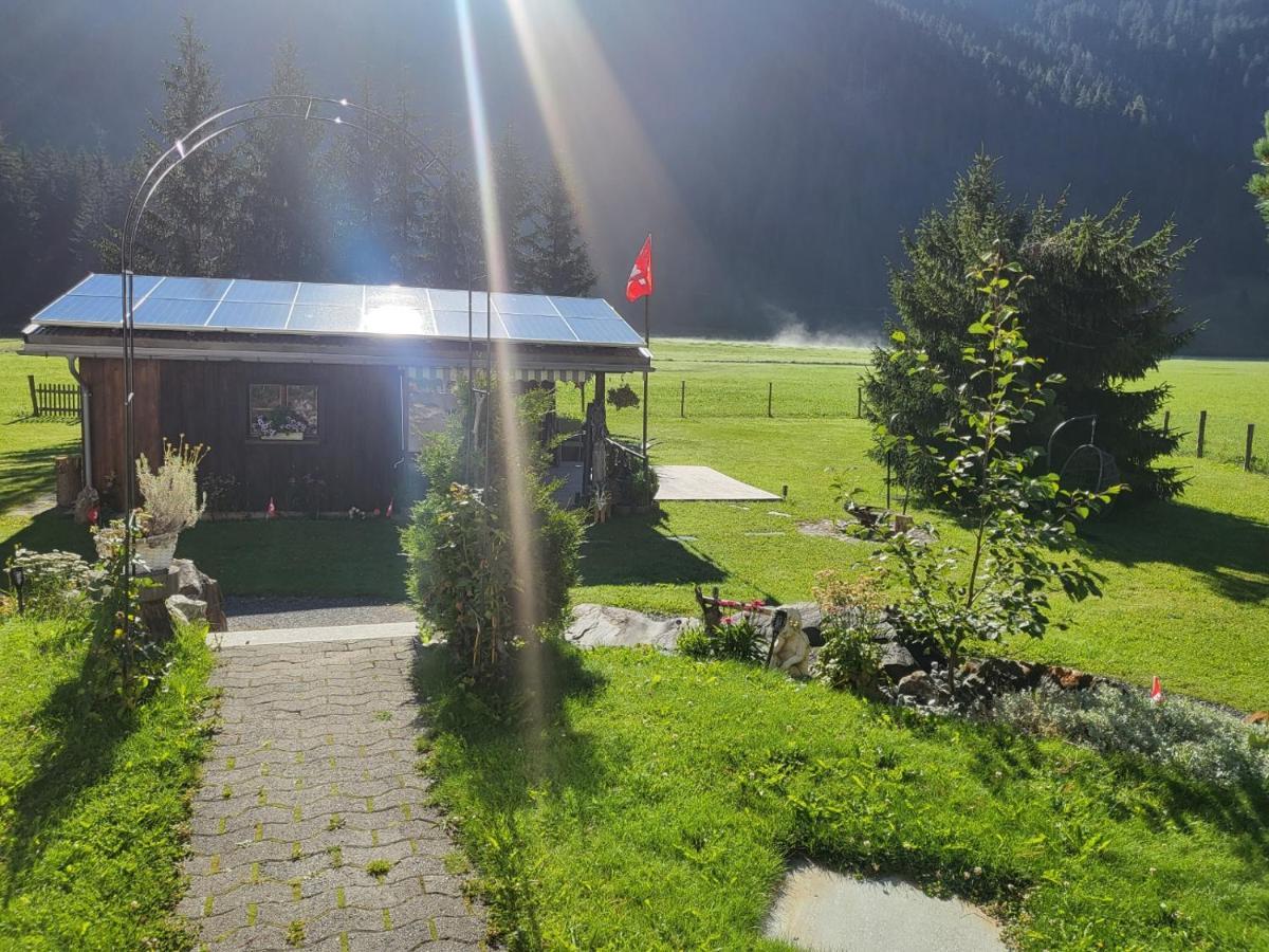 Ferienwohnung Tga Sulai E Glina Rona Exterior foto