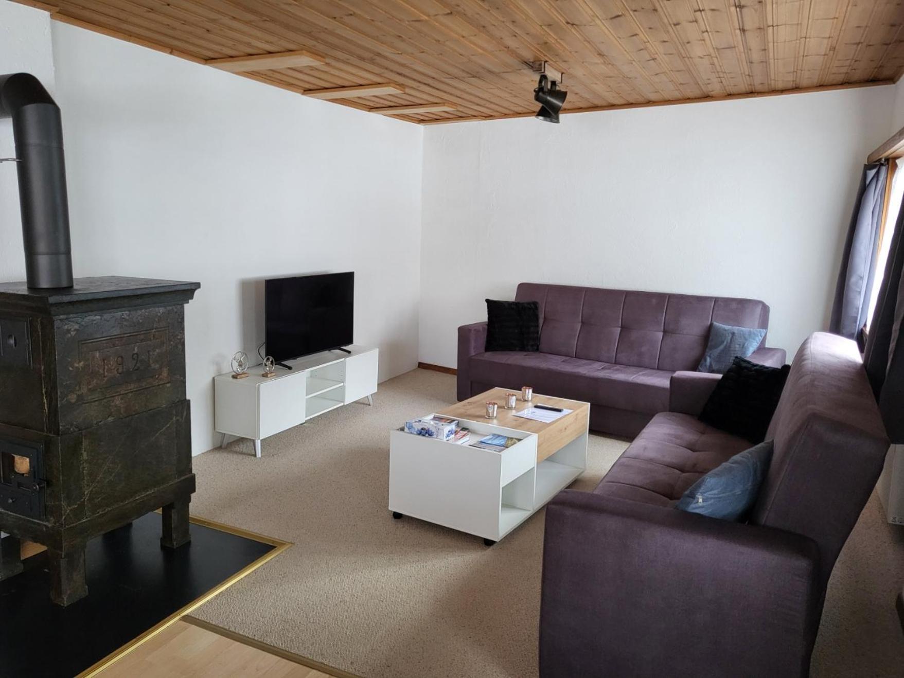 Ferienwohnung Tga Sulai E Glina Rona Exterior foto